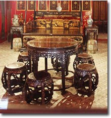 Mueble de estilo chino en el palacio Bang Pa-In