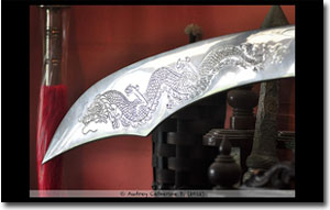Uno de los cuchillos elaborados por los artesanos de Aranyik