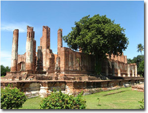Salón o Wiharn en el templo Wat Thammikarat