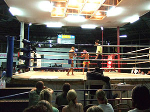competicion de thai boxing en Chiang Mai