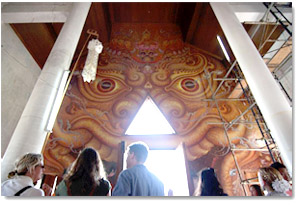 dentro del templo Wat Rong Khun