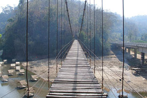 puente sobre el rio Pai en Mae Hong Son