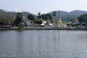 Lago en Mae Hong Son