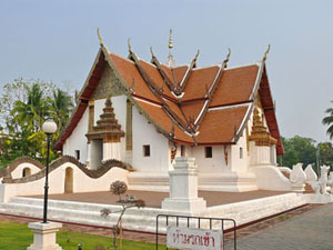 Templo Wat Phumin en Nan