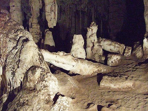 Cueva Tham Lod