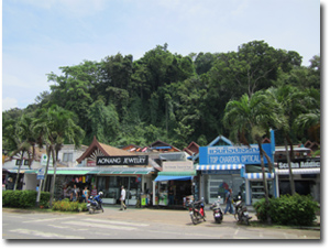negocios cerca de la playa de Ao Nang
