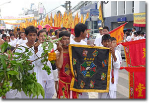 Desfile en el festival vegetariano de Phuket