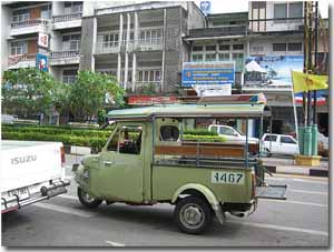 Vehiculos en la calle de Trang